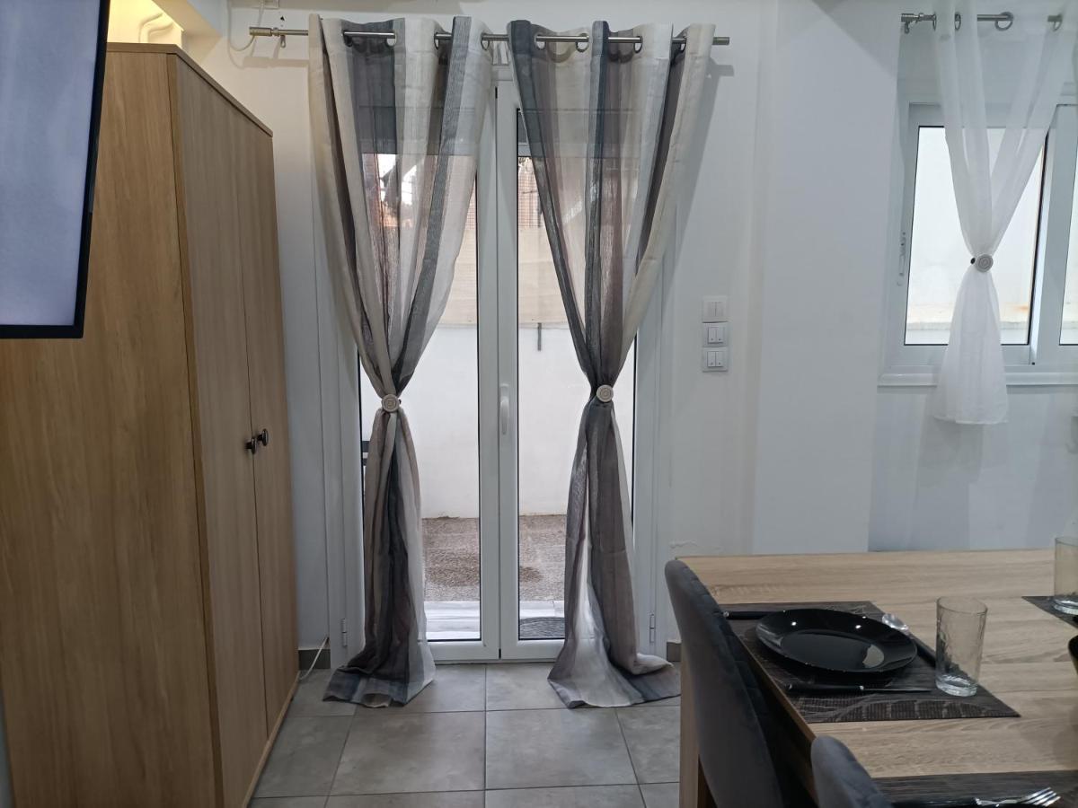 Travelers Tranquil & Chillout Apt Apartment Athens Exterior photo