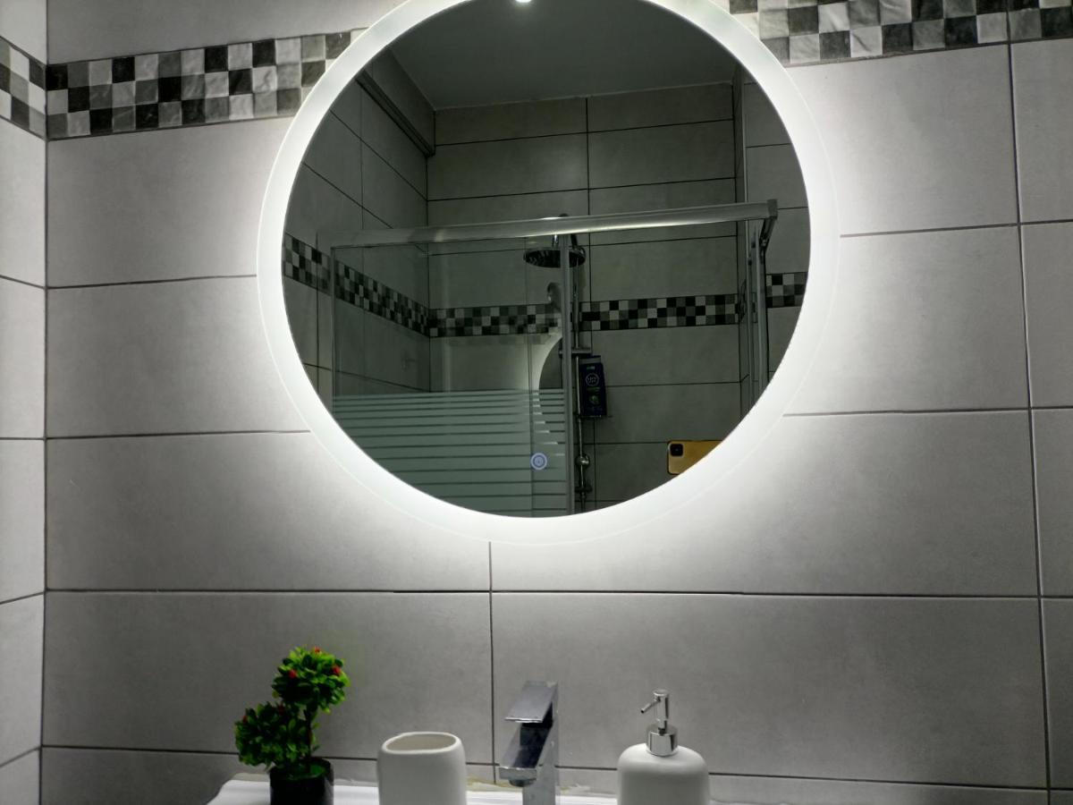 Travelers Tranquil & Chillout Apt Apartment Athens Exterior photo
